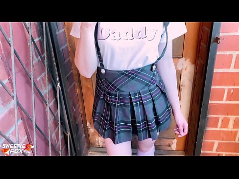 ❤️ 女子校生は授業の代わりに彼女のペニスを深く吸ってファックする。 ❤ 美女ポルノ ❌️❤